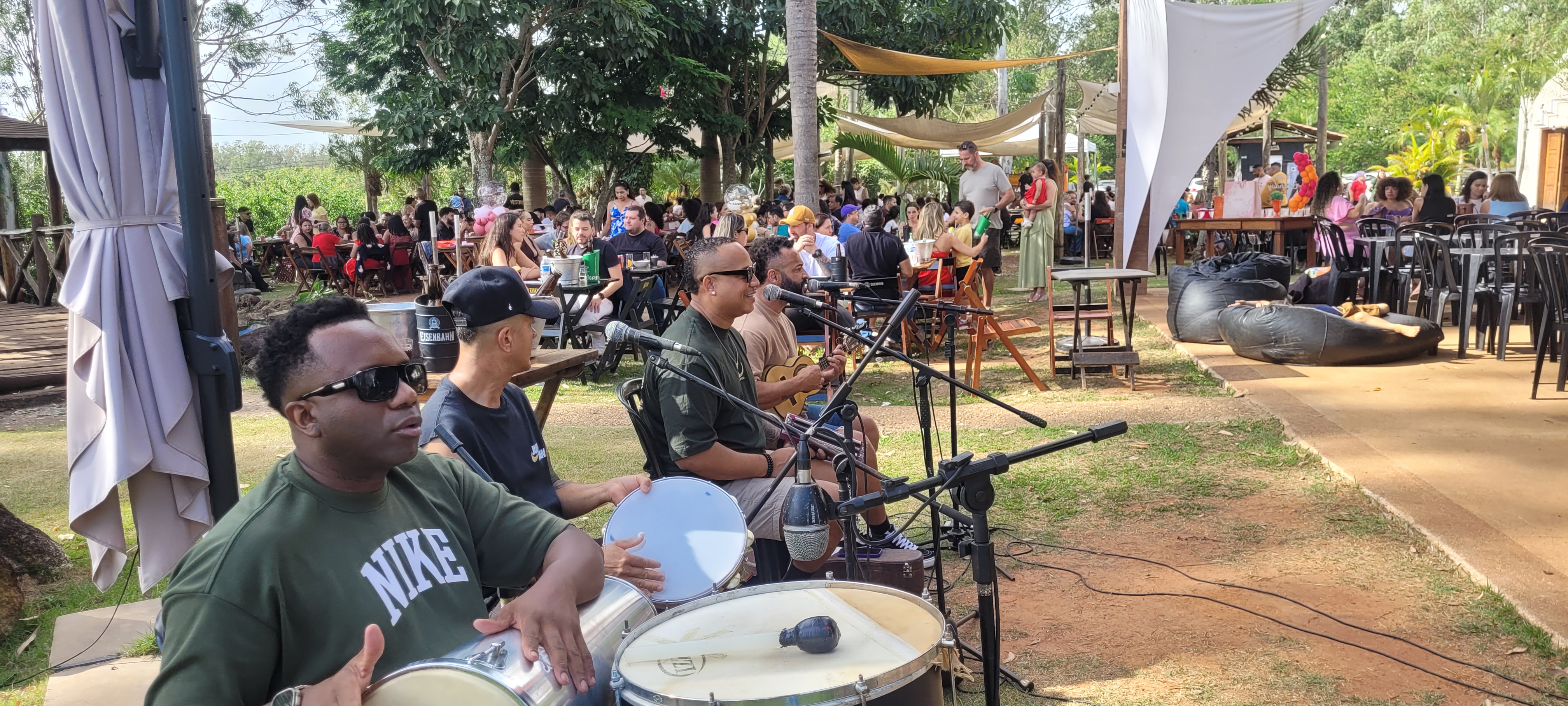Música ao Vivo